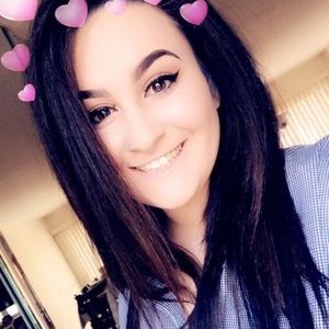 Meet your Posher, Allysia